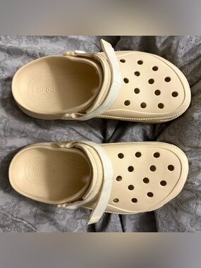 CROCS Unisex Adult Classic Hiker Escape Clogs W12/M10